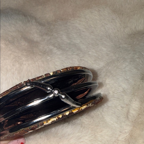 Vintage Kisslock Peacock Feather Change Purse - Picture 8 of 8